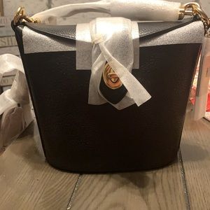 Coach NWT!! Addie crossbody purse.